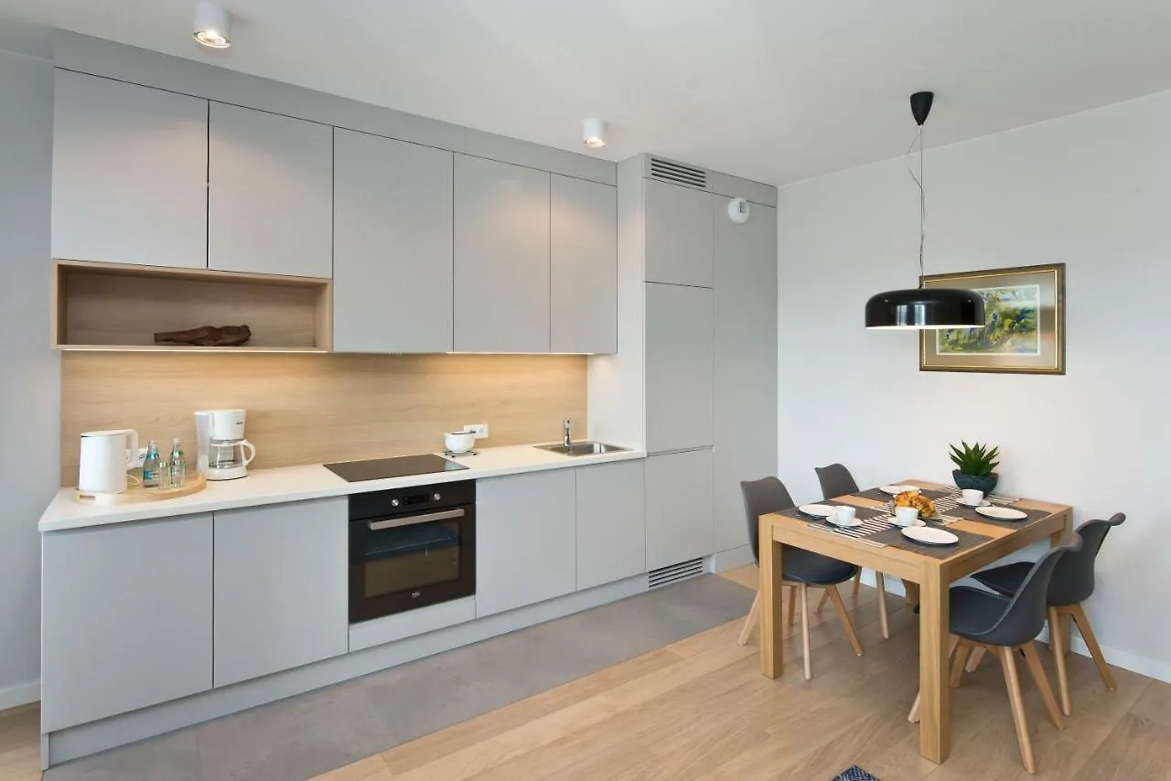 Chic Designer Apartment With Original Art And Old Town View Gdansk Poland