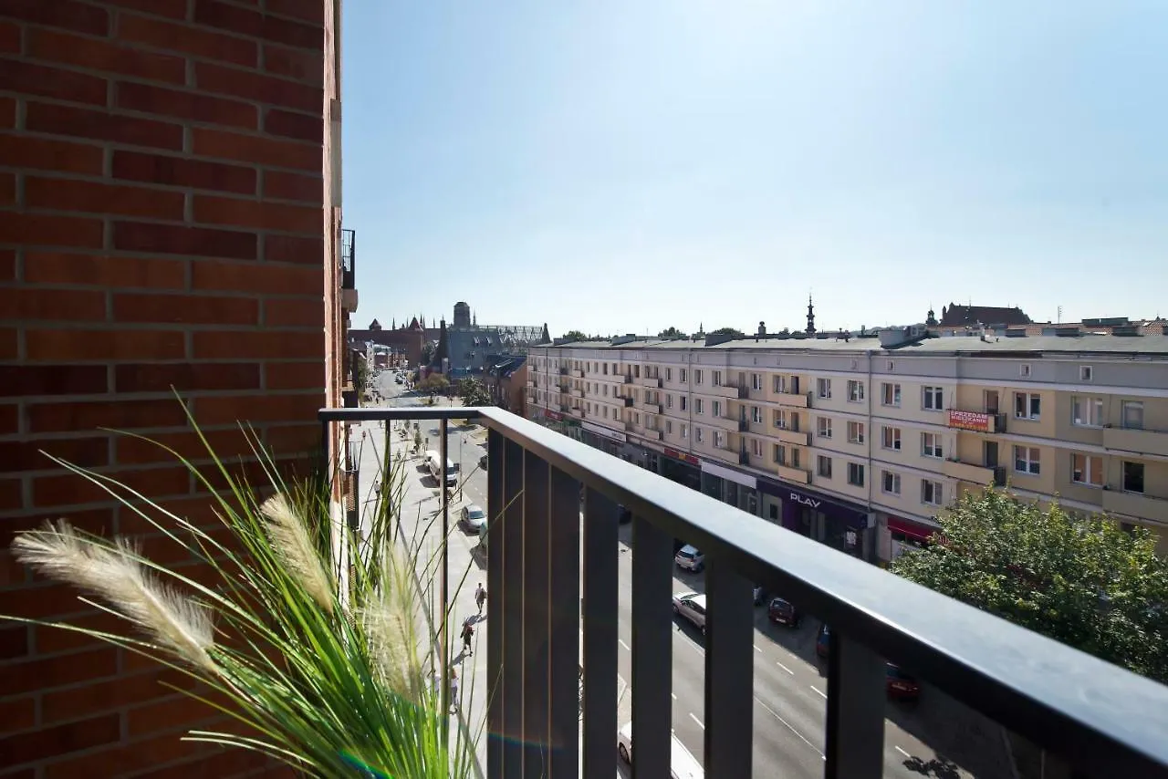 Chic Designer Apartment With Original Art And Old Town View Gdansk