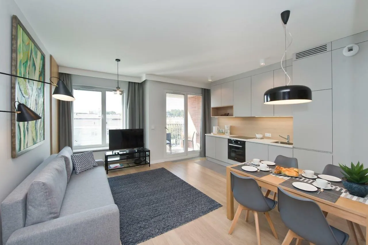 Chic Designer Apartment With Original Art And Old Town View Gdansk